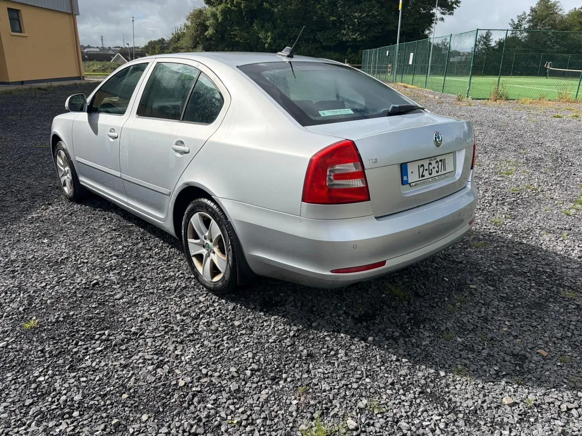 2012 SKODA OCTAVIA EXCLUSIVE 1.6 TDI 105HP 4DR - Image 3