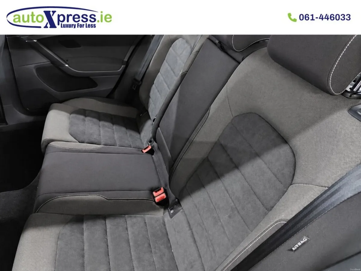 Volkswagen Golf 1.4 Petrol, TSI HIGH LINE, Low mil - Image 2