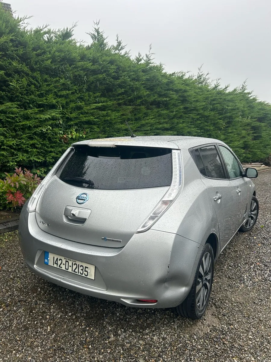 2014 Nissan Leaf Tekna Approx 100km Range 1 Owner - Image 2