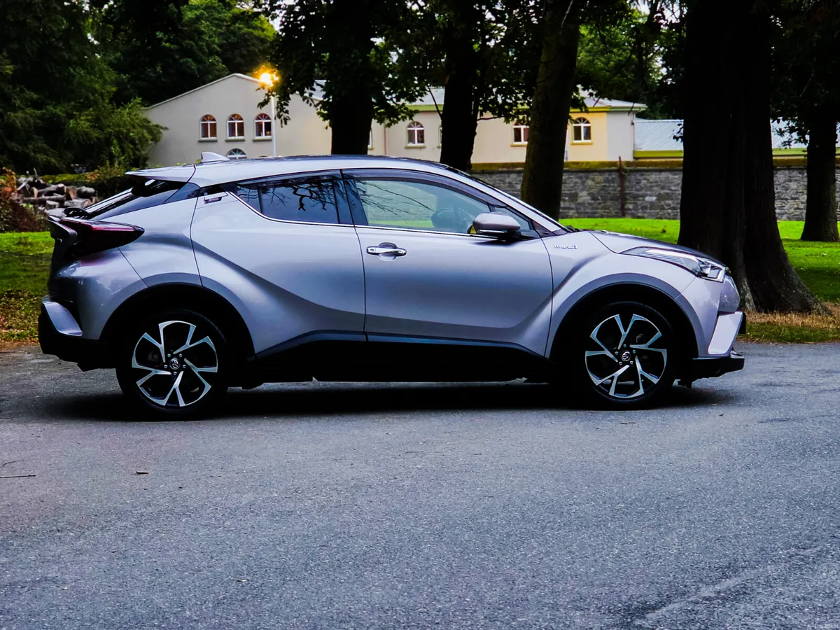 Toyota C-HR 2018 - Image 4