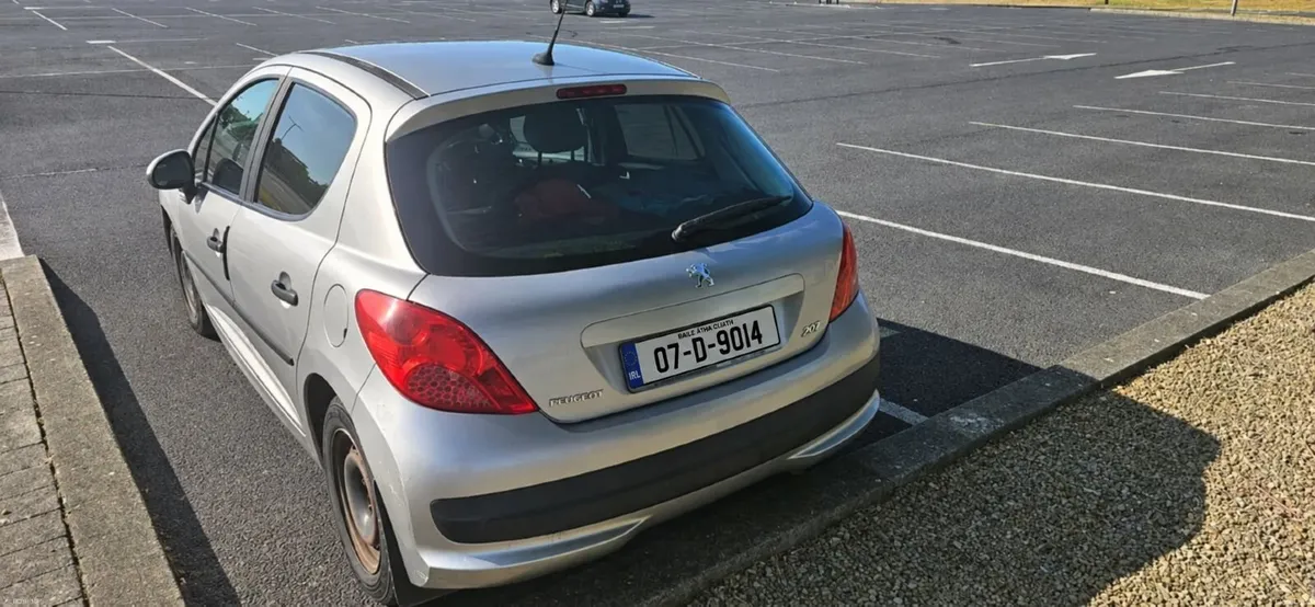 Peugeot 207 2007 - Image 2