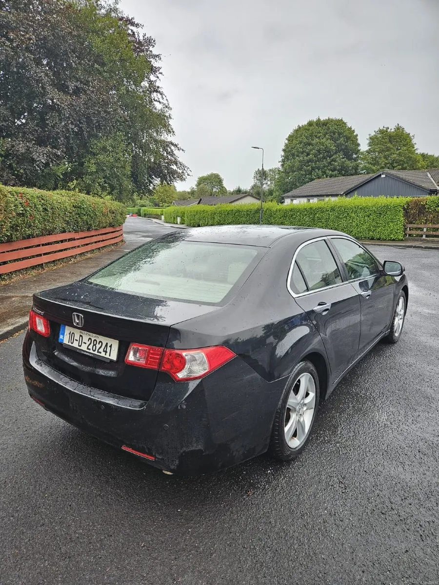 Honda Accord 2010 2.2 I-DTEC NEW NCT - Image 4
