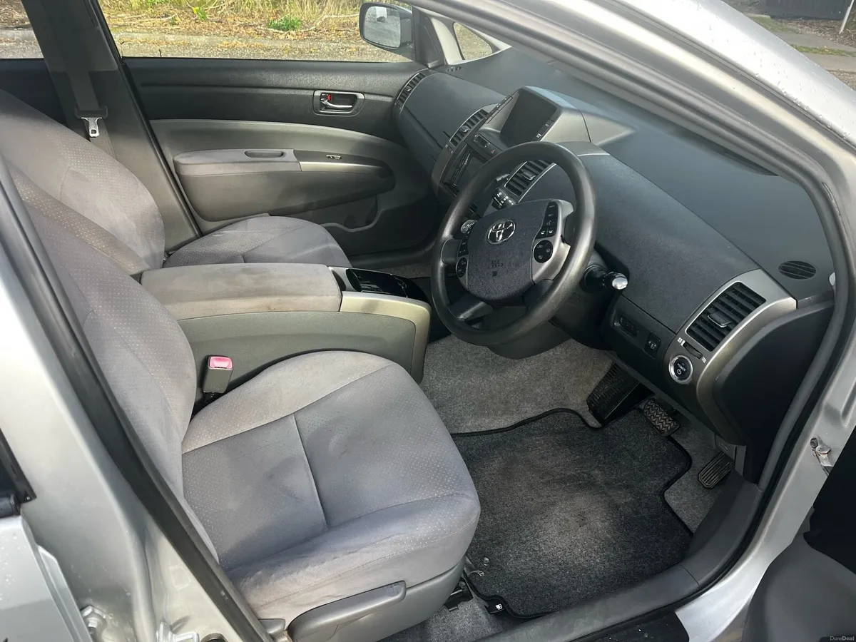 Prius for sale - Image 5