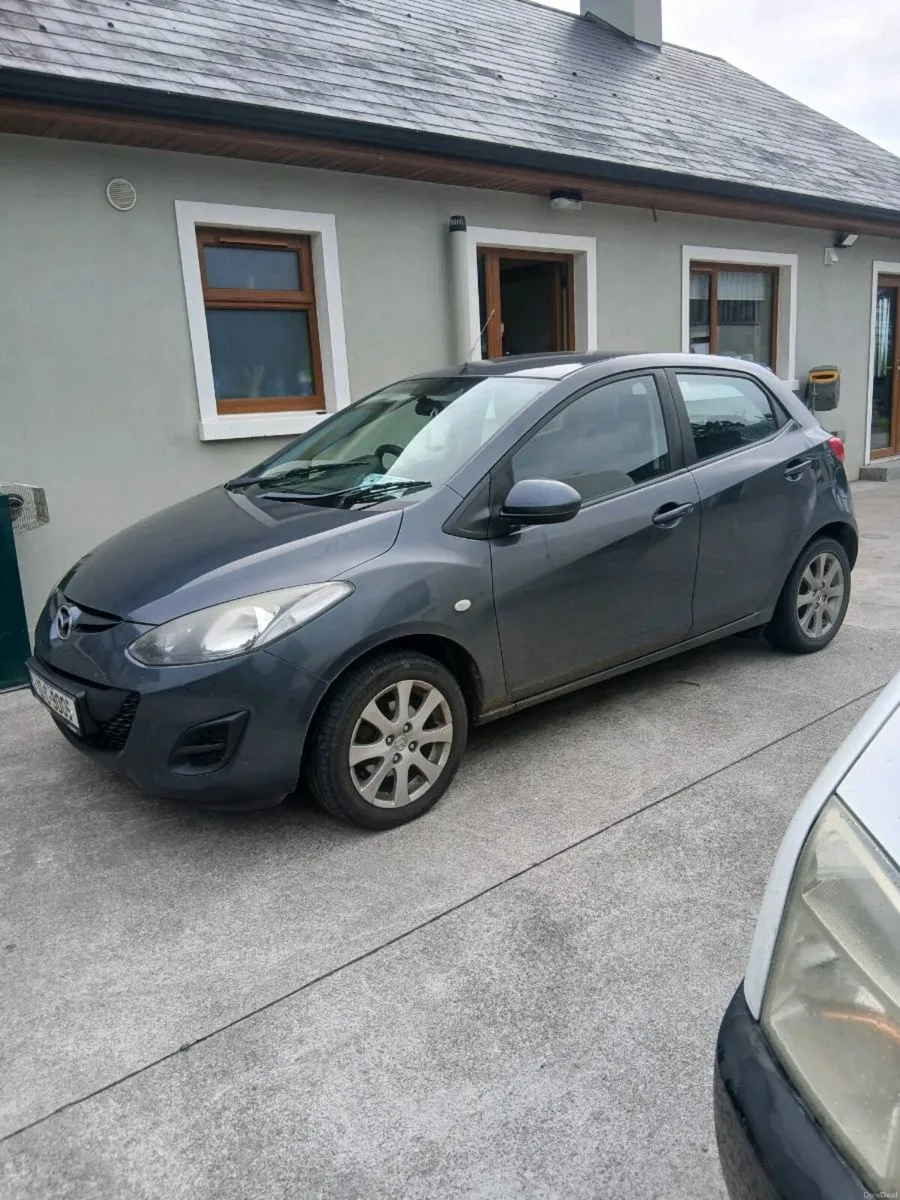 Car - Image 1