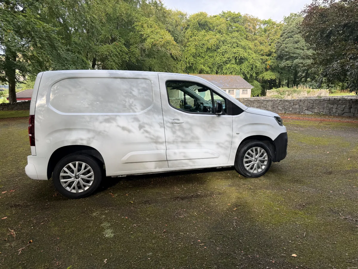 Citroen Berlingo 2023 - Image 6