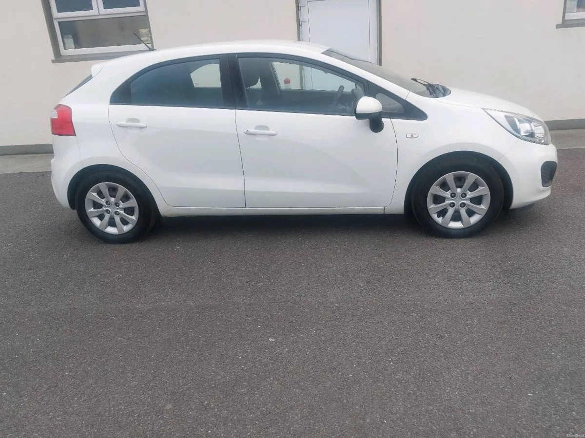 2015 kia rio 1.2 petrol nct 5/27 tax €200 - Image 3
