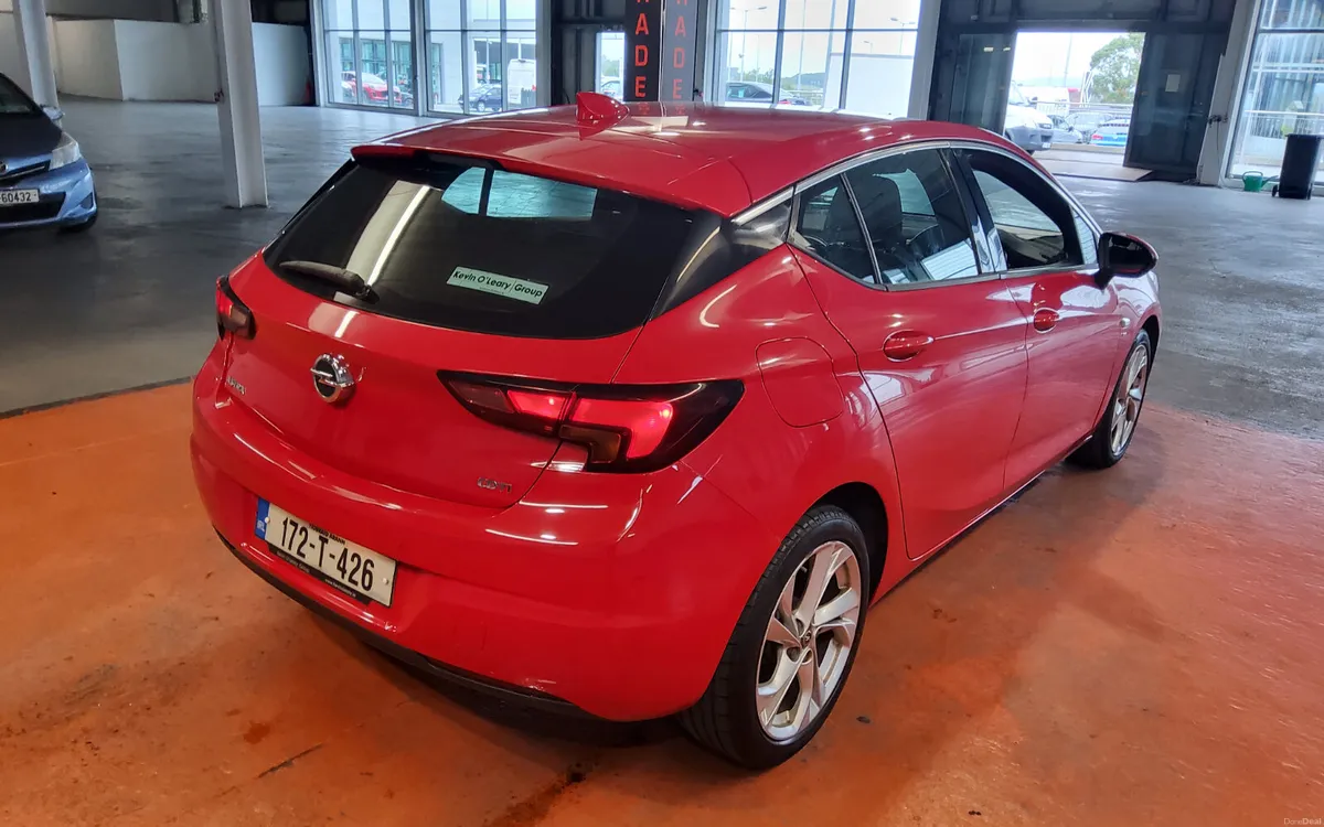 Opel Astra 2017 - Image 3