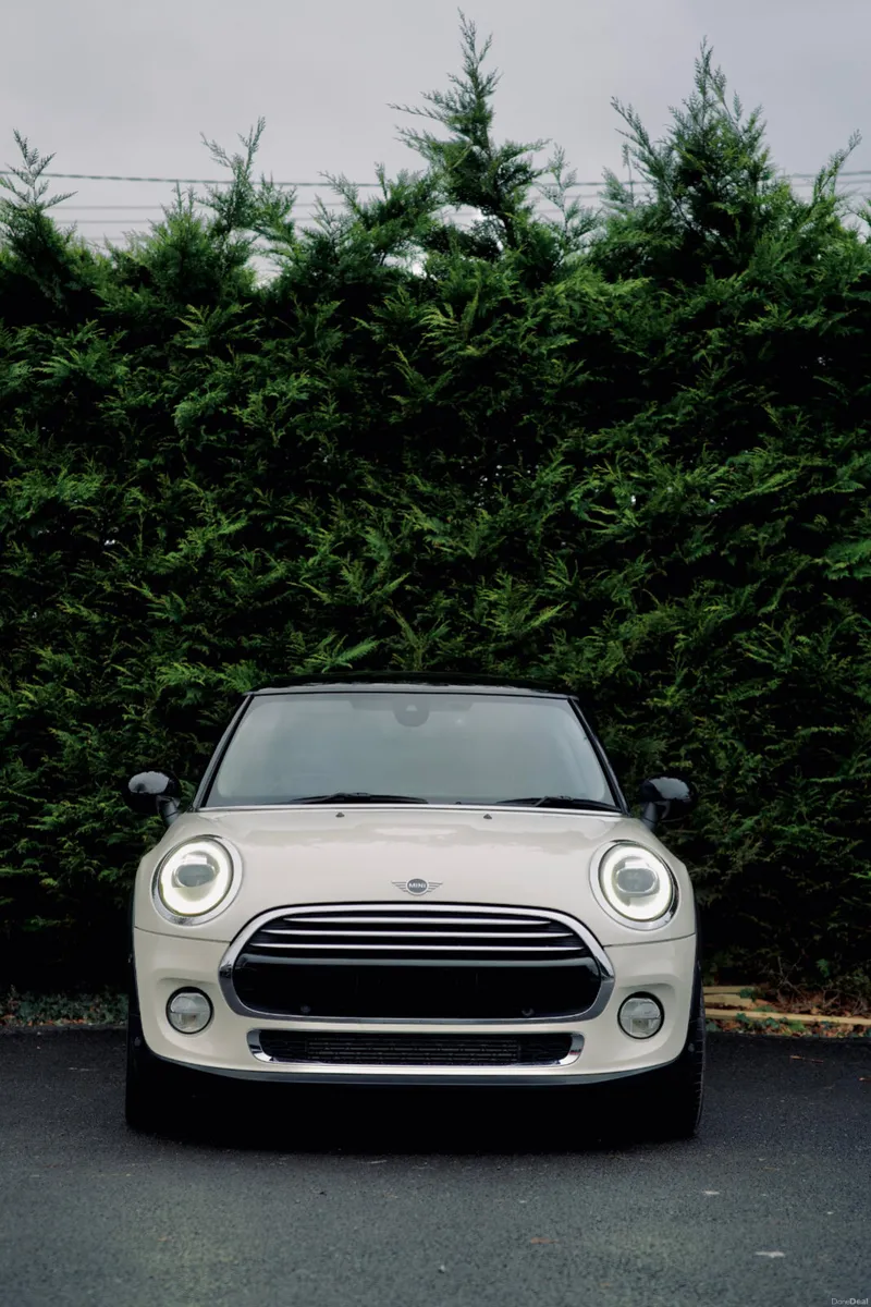 Mini Cooper 1.5 3rd 2019 - Image 2