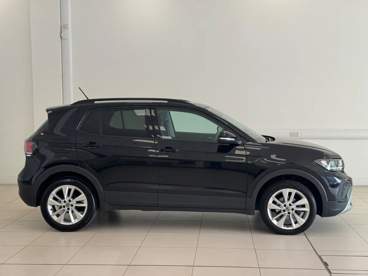Volkswagen T-Cross 2025 - Image 4