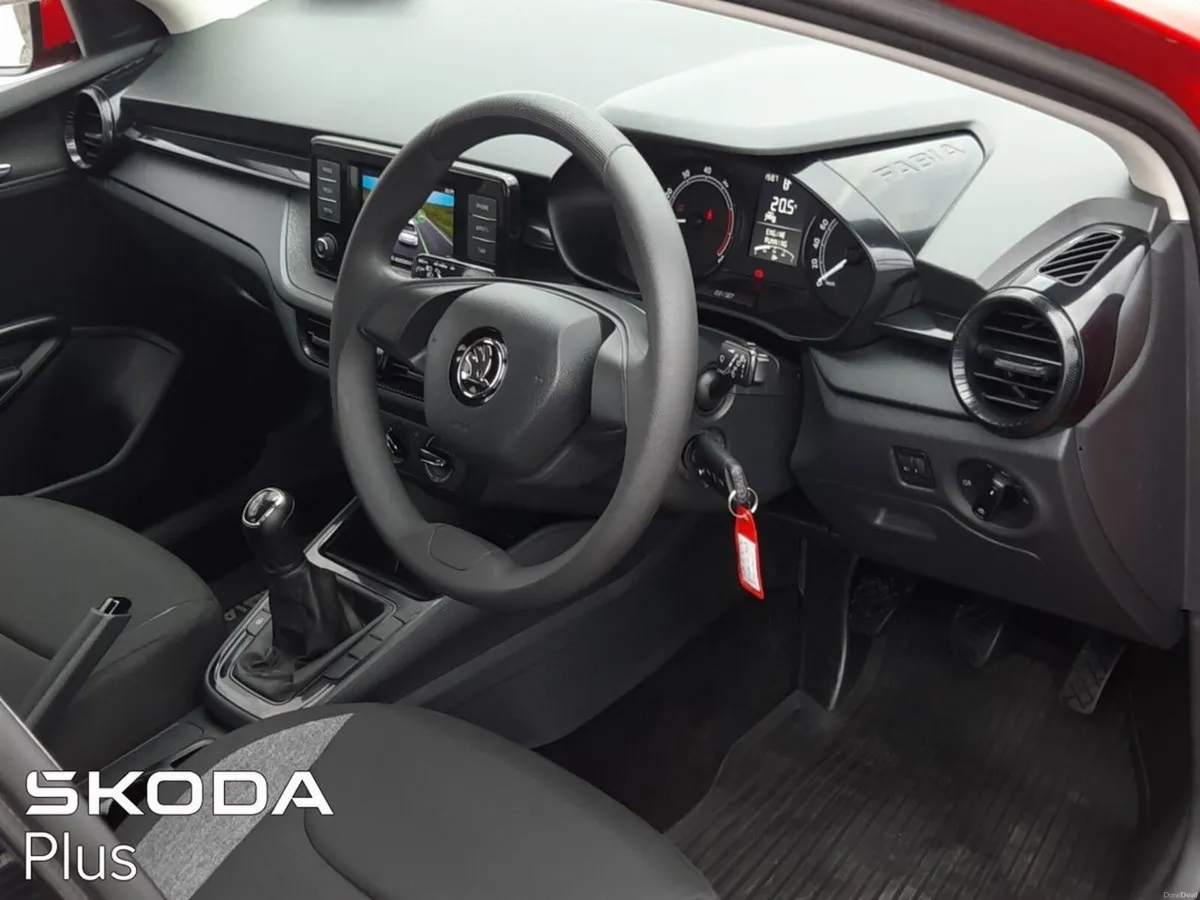 Skoda Fabia **REVERSING CAMERA**1.0 MPI PETROL - Image 5
