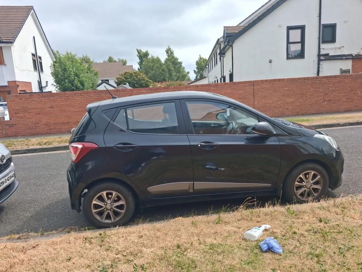 Hyundai i10 NCT 08/27 - Image 3