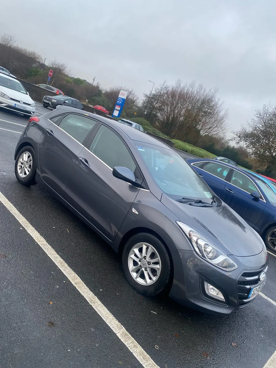 Hyundai i30 - Image 1