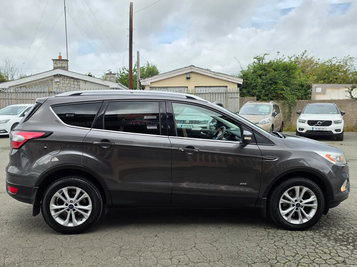 171 FORD KUGA *4WD*TITANIUM - Image 4