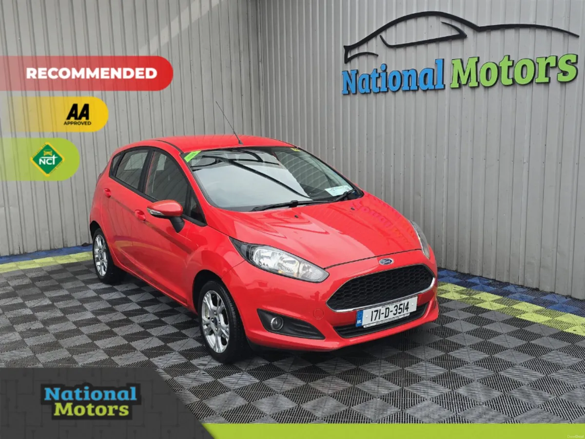 2017 Ford Fiesta ZETEC 1.0 Petrol - Image 1