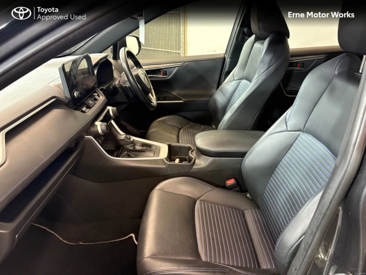 Toyota RAV4 RAV4 HYBRID SPORT REDUCED -500 - Image 6