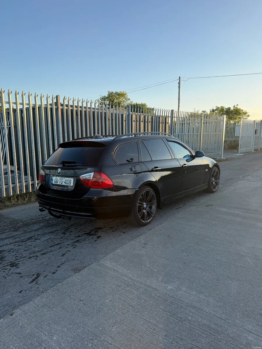 BMW 320D - Image 2