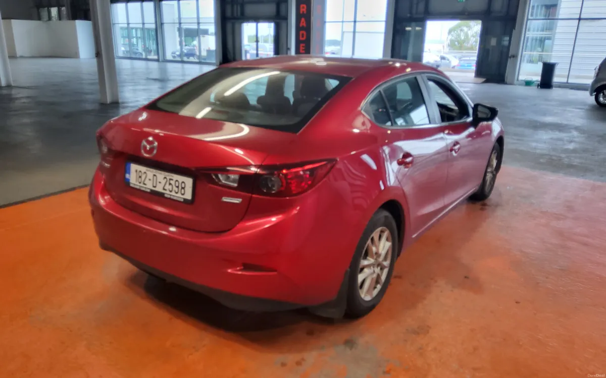 Mazda Mazda3 2018 - Image 3