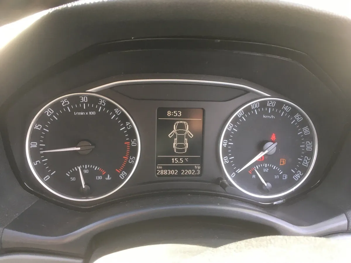 Skoda Octavia ACT1 1.6Diesel - Image 4