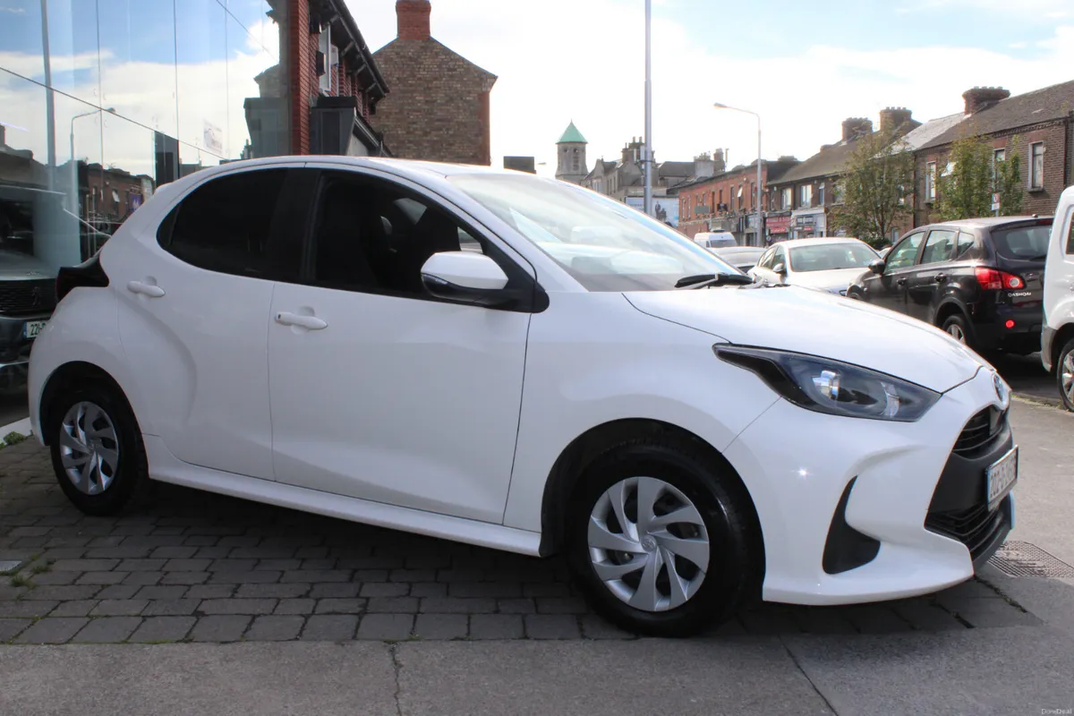 YARIS - 1.5L - PETROL/HYBRID - AUTOMATIC - NCT 28 - Image 5