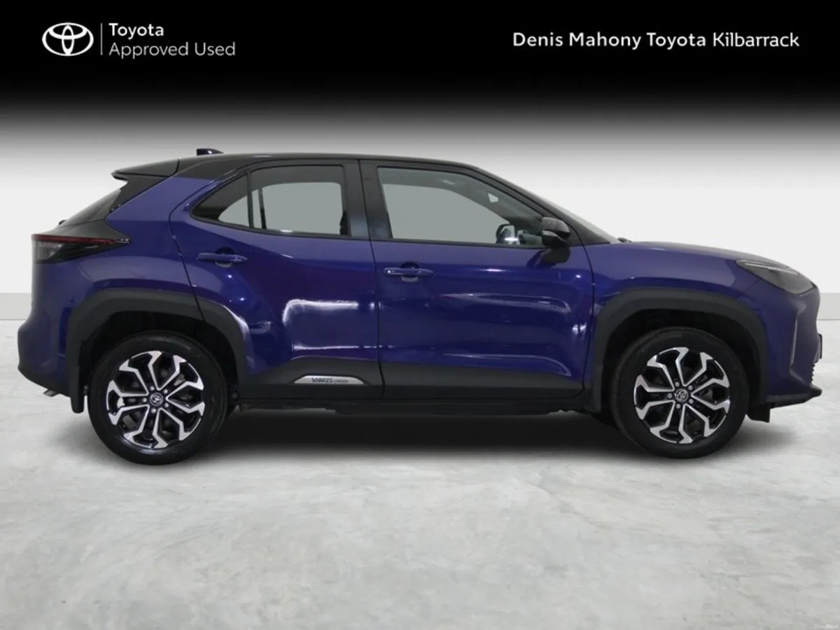 Toyota Yaris Cross LUNA SPORT - Image 3