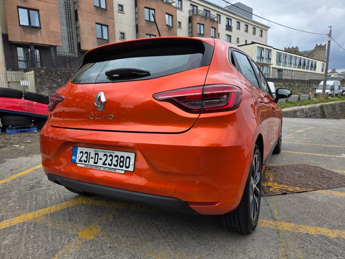 Renault Clio EQUILIBRE TCE 90 MY22.5 5 5DR - Image 4