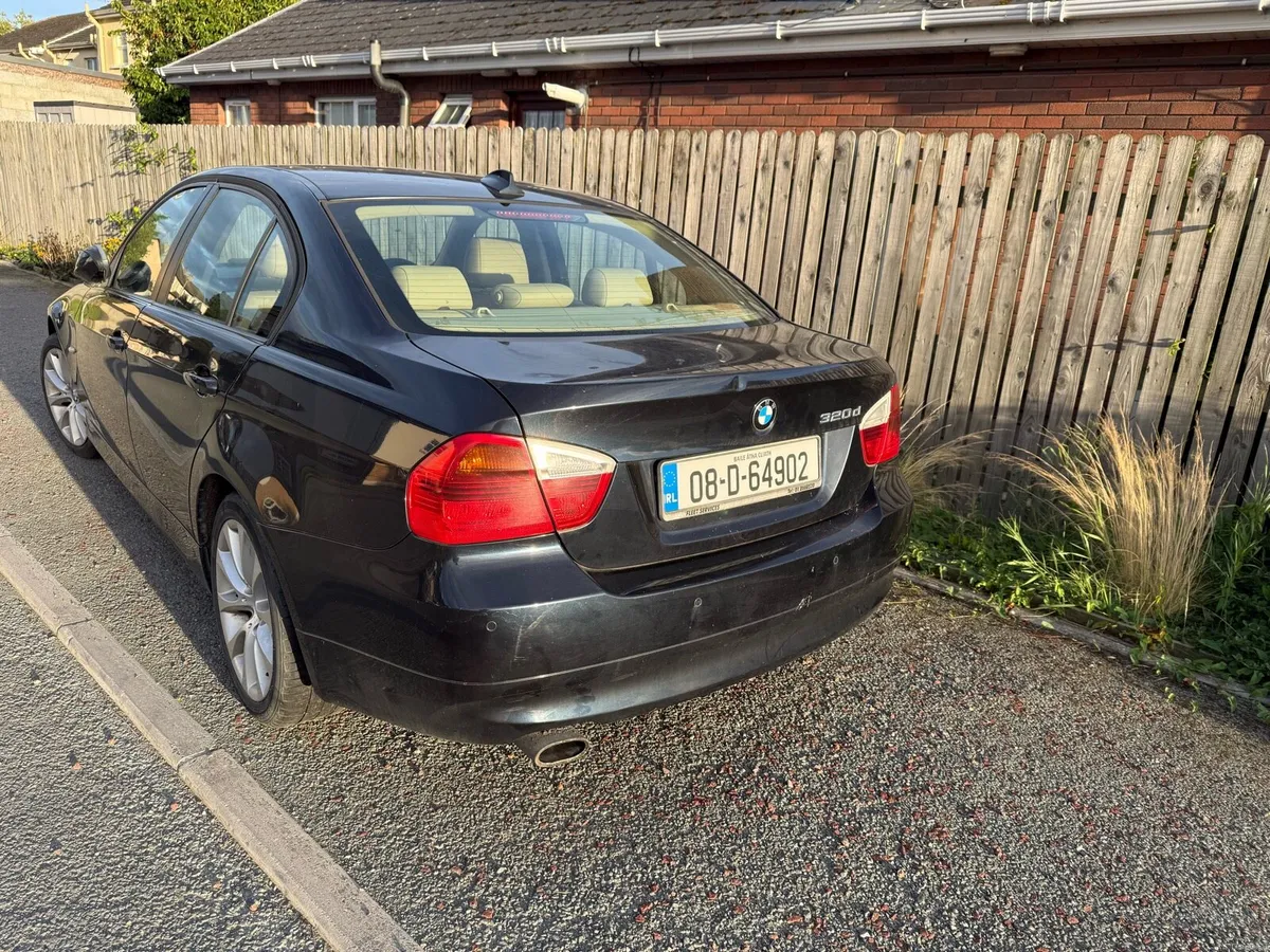 BMW320D E90 - Image 6