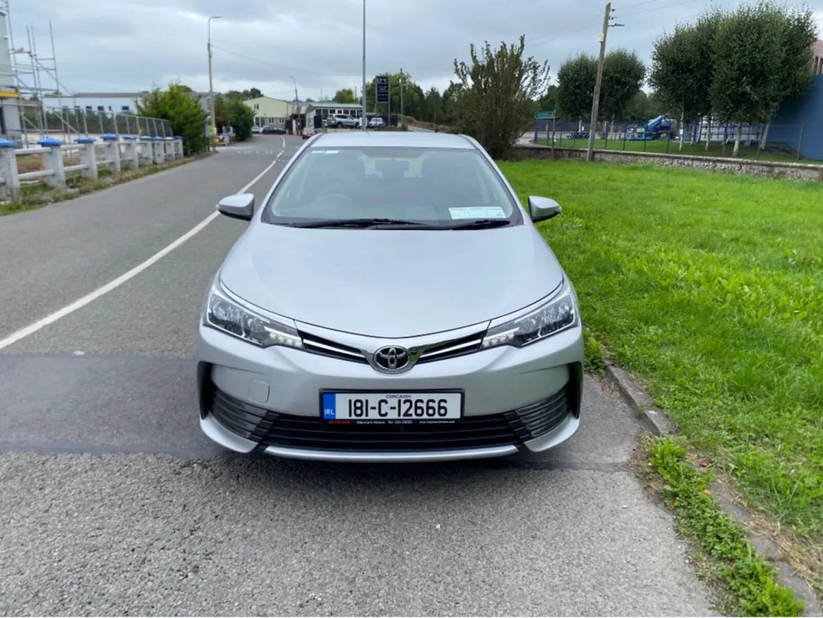 Toyota Corolla 1.33 TERRA 4DR - Image 3