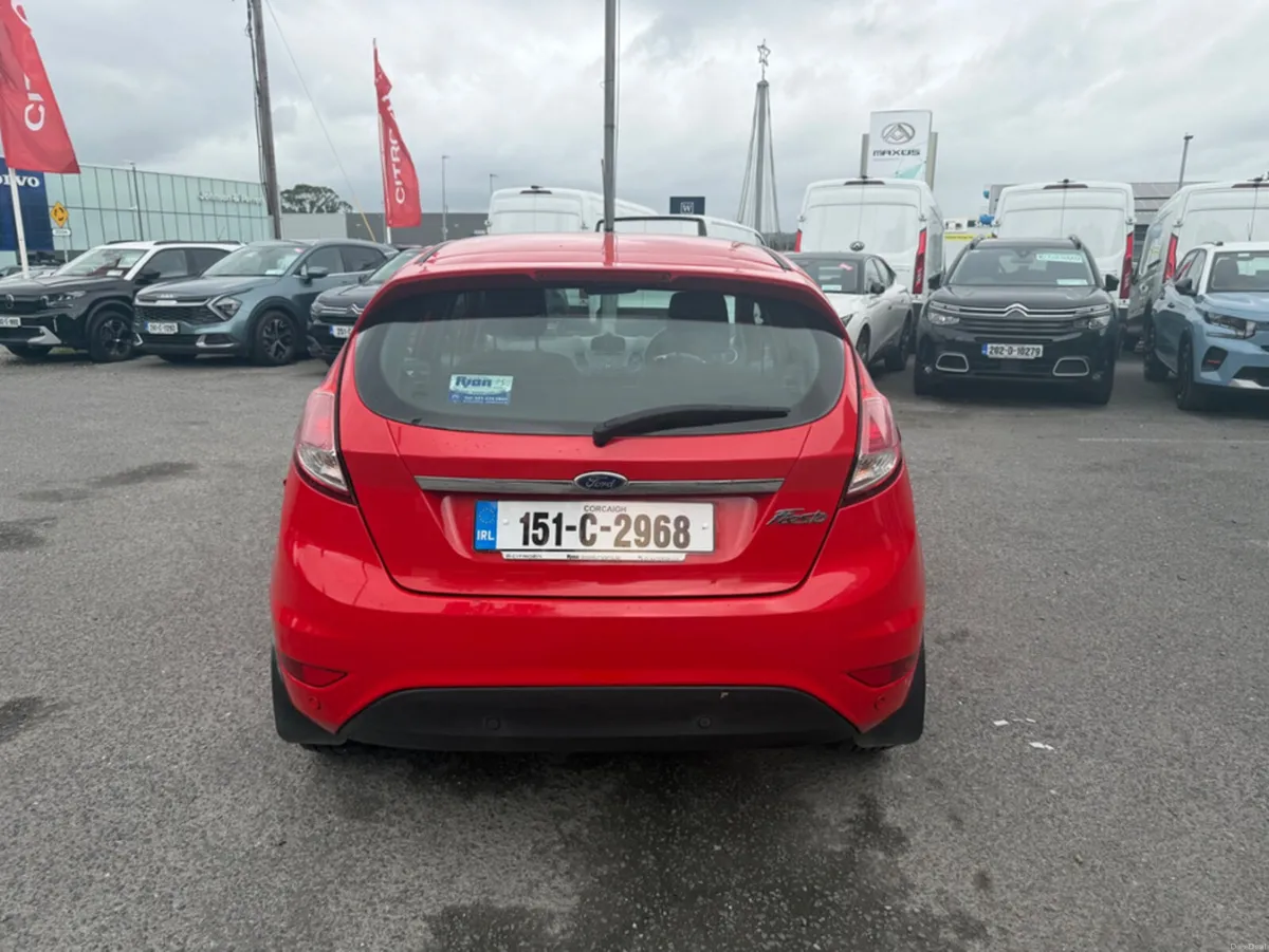 Ford Fiesta MCA TITANIUM 1.5 75PS M5 4DR - Image 4