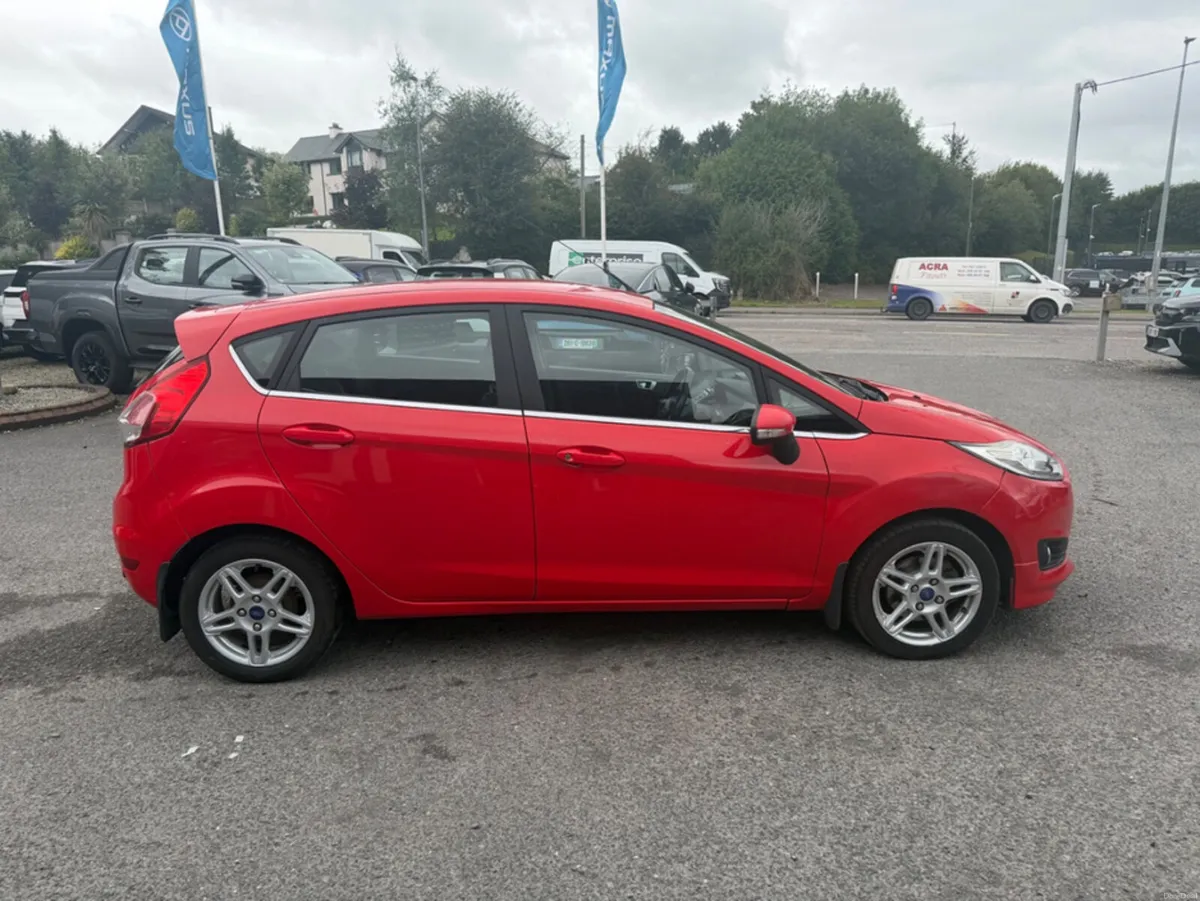 Ford Fiesta MCA TITANIUM 1.5 75PS M5 4DR - Image 6