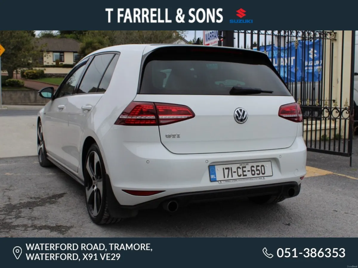 Volkswagen Golf GTI 2.0 TSI MANUAL 6SPEED FWD 220 - Image 3