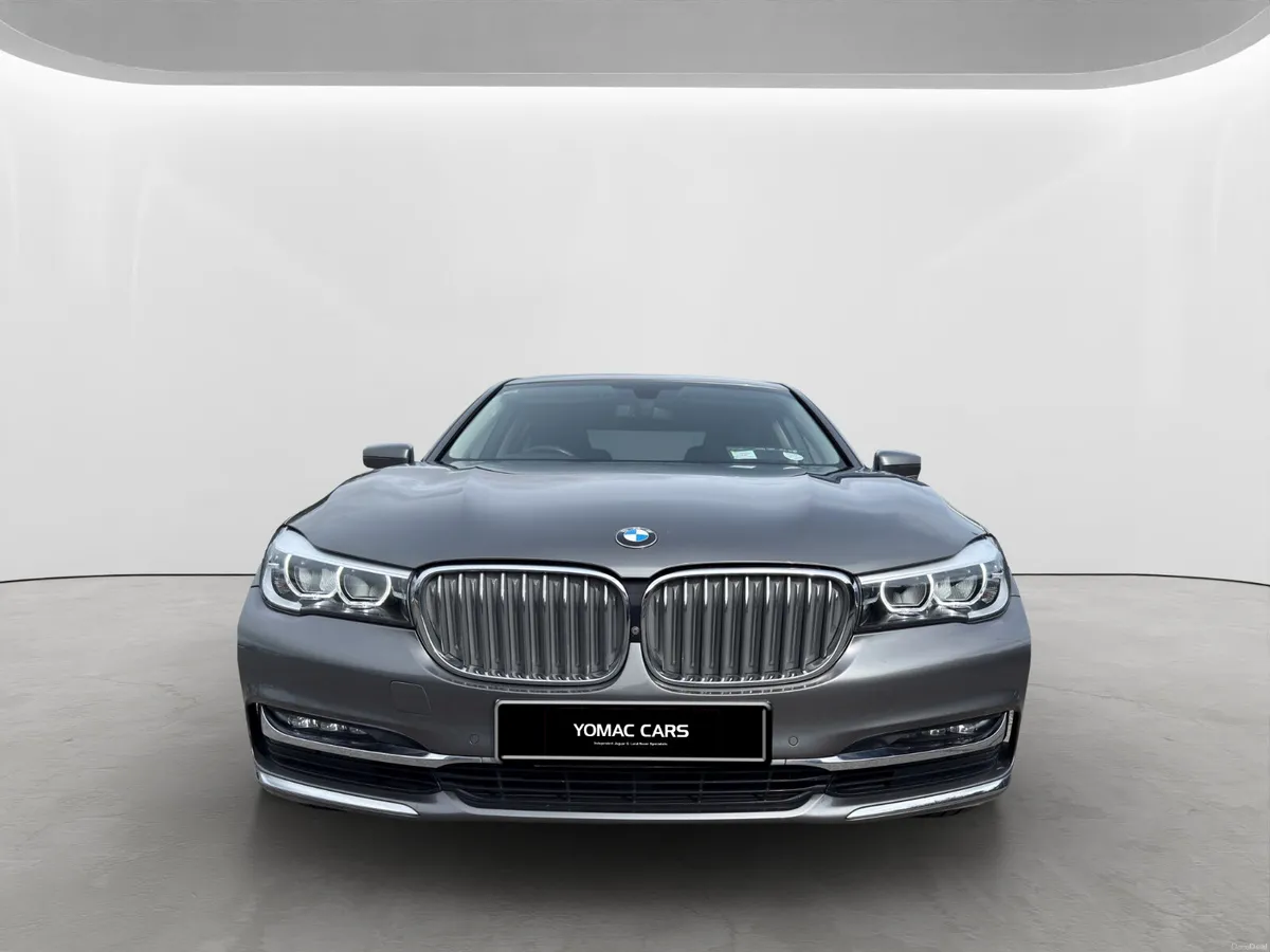 BMW 740E I PERFORMANCE EXCLUSIVE PHEV - Image 3