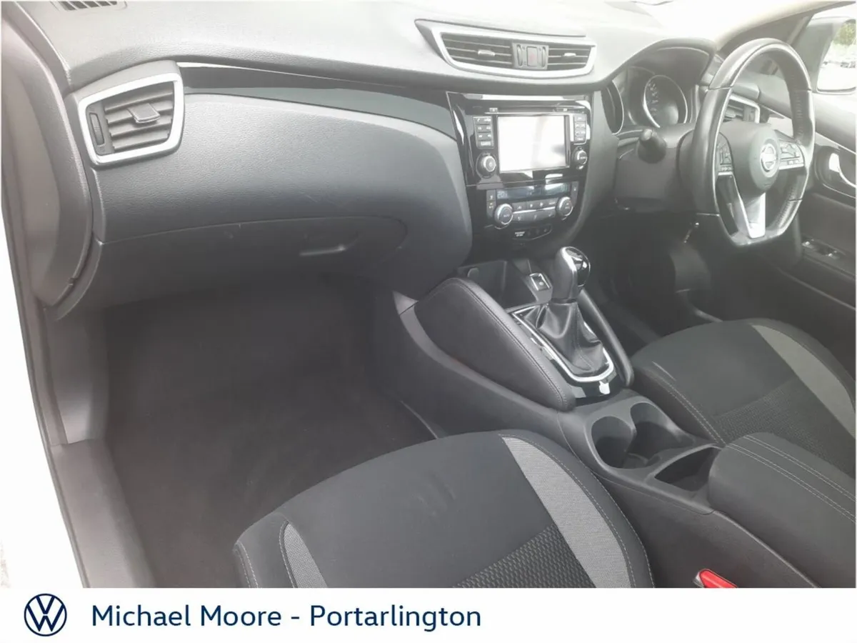 Nissan Qashqai 1.2 PET SV CVT - Image 4