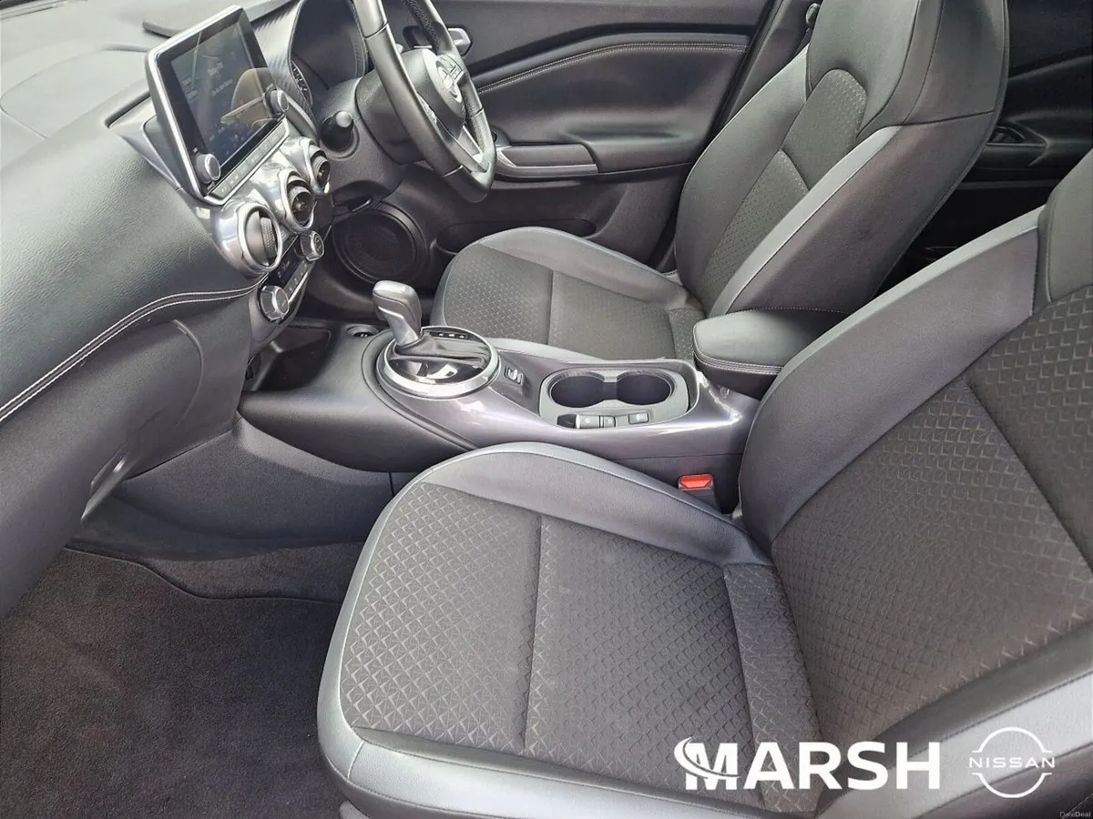 Nissan Juke 1.6 HYBRID SV PREMIUM 5DR - Image 4
