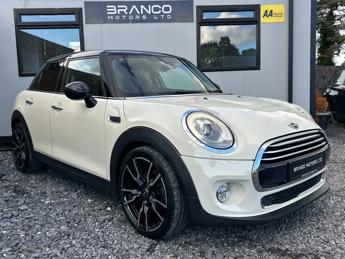 Mini Cooper D Auto 2017 - Image 1