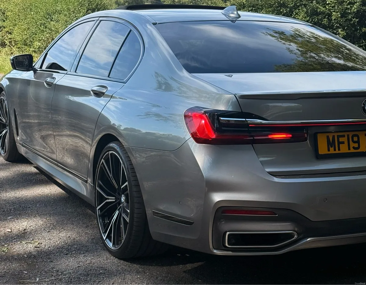 Bmw 740D - Image 6
