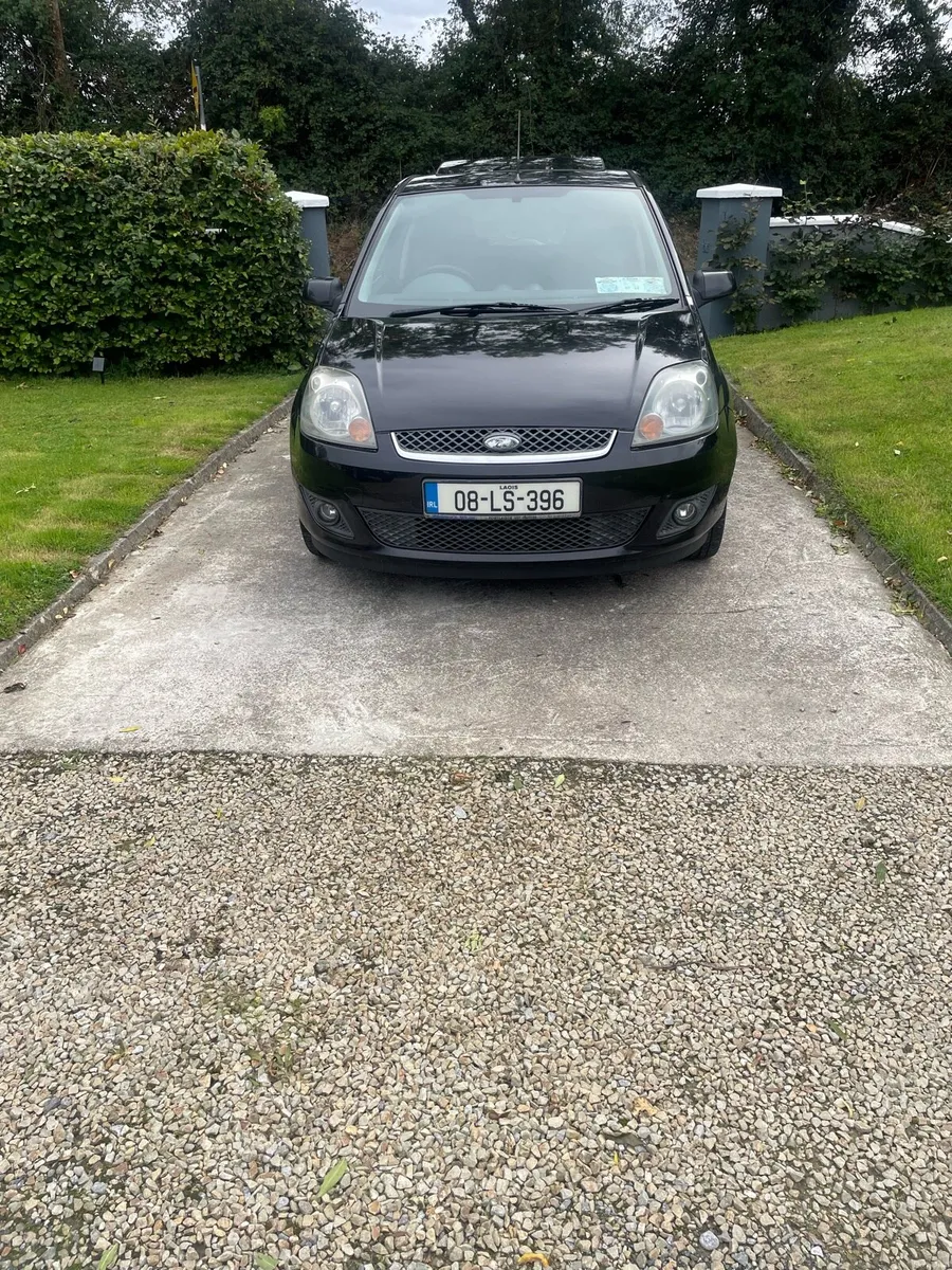 Car - Image 1
