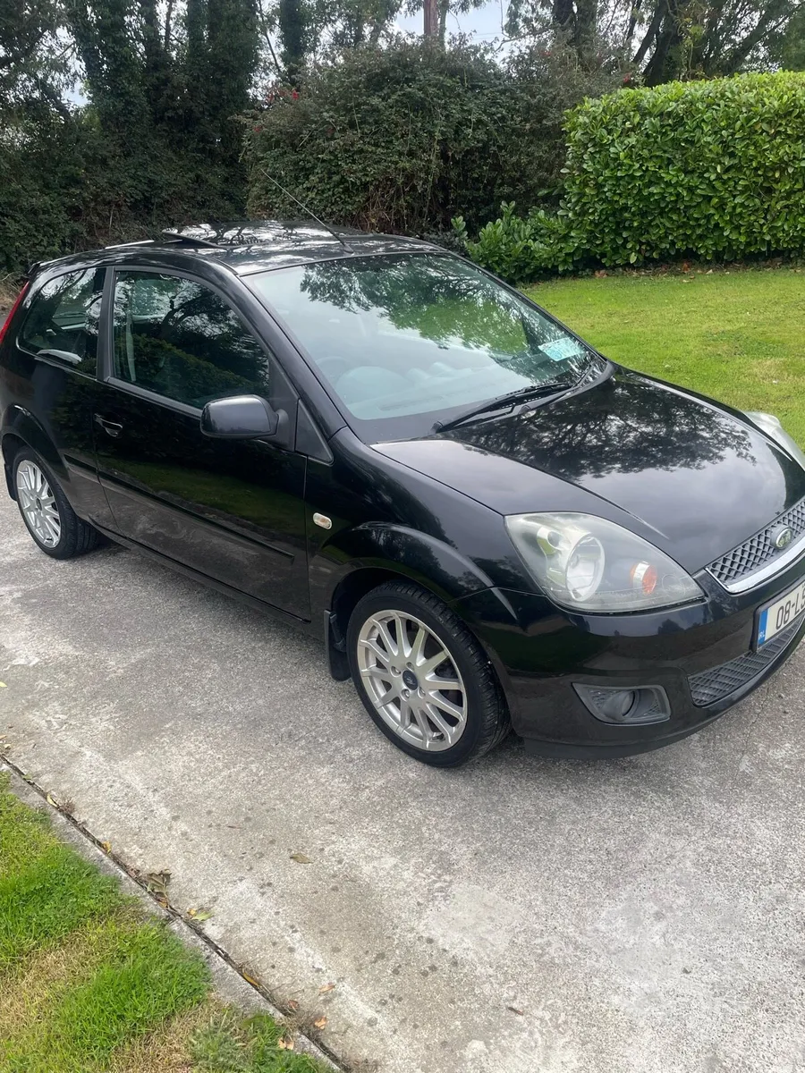 Car - Image 3