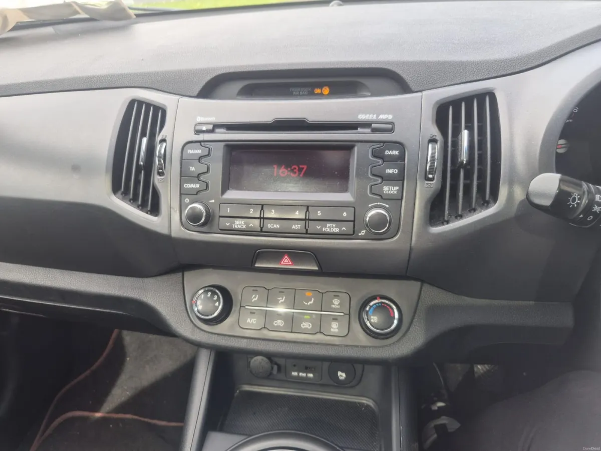 20141 Kia Sportage 2.0 Diesel – €5,000 - Image 4
