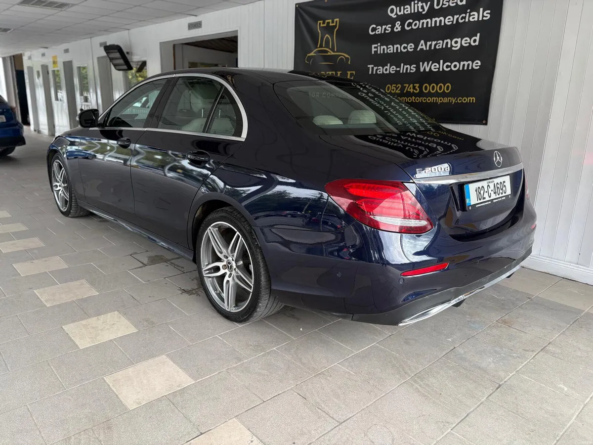 182 Mercedes-Benz E-Class AVANTGARDE - Image 5