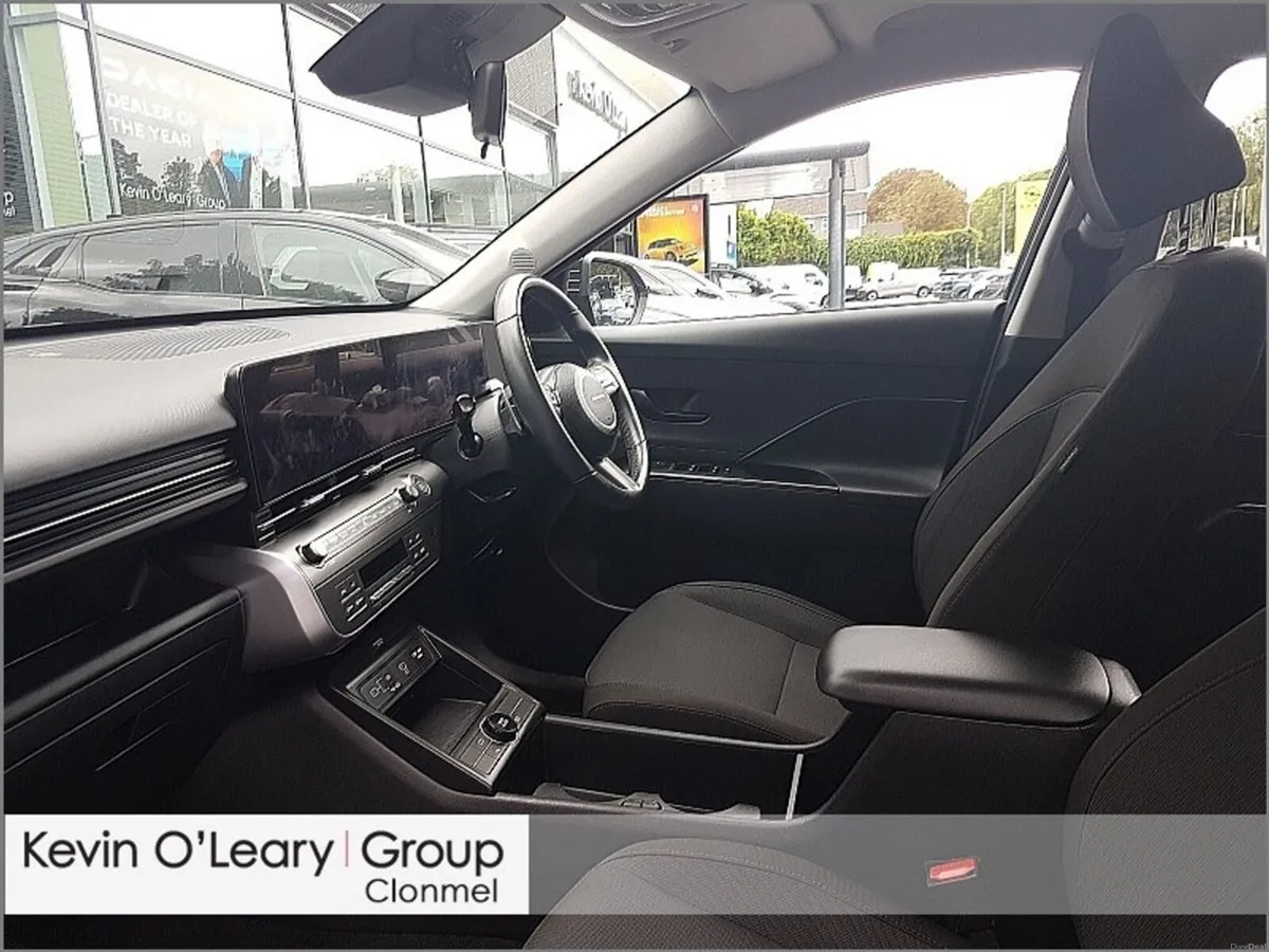 Hyundai KONA 1.6 HYBRID Signature Auto - Image 4