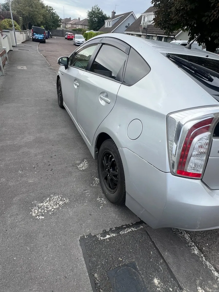 Toyota Prius 2013 - Image 6