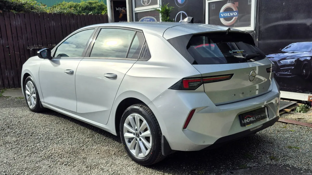 Opel Astra Automatic Low Mileage 2023 - Image 6