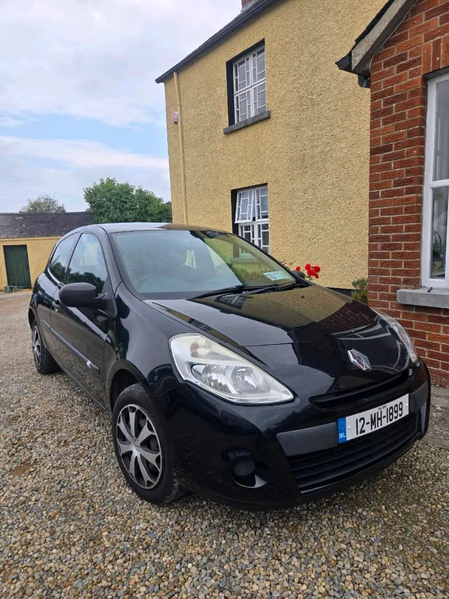 Renault Clio ( new nct ) ( low milage ) - Image 1