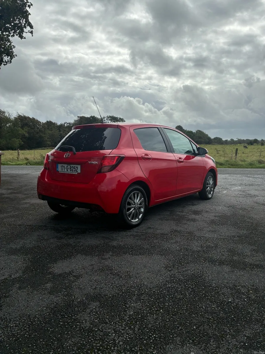 Toyota Yaris - Image 5