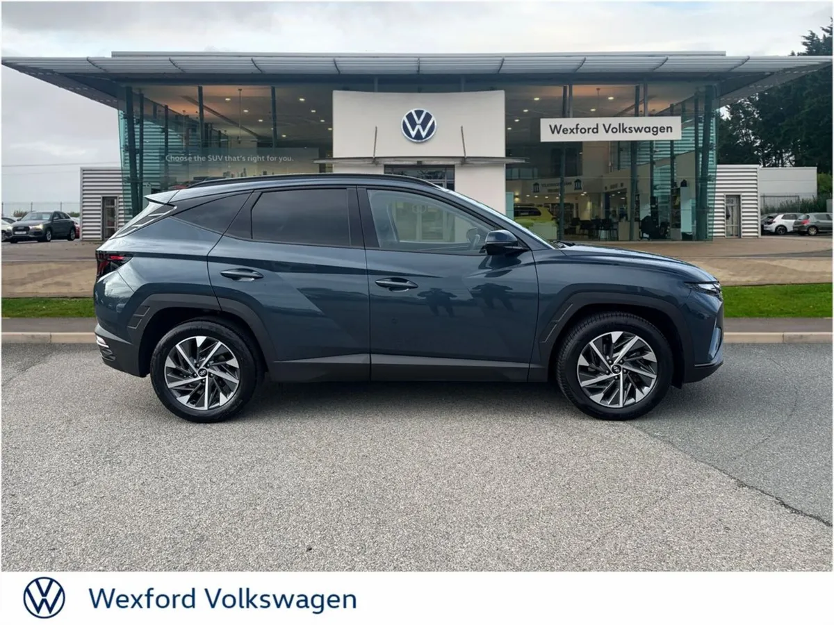Hyundai Tucson 2WD Executive - Image 4