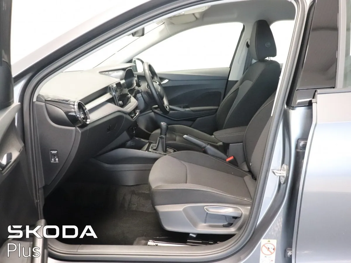 Skoda  FABIA SELECTION 1.0MPI 80HP - Image 4