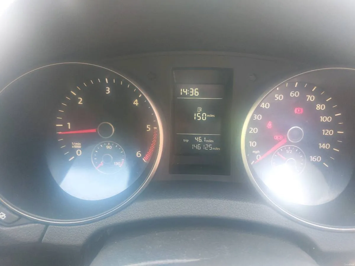 Volkswagen Golf - Image 4