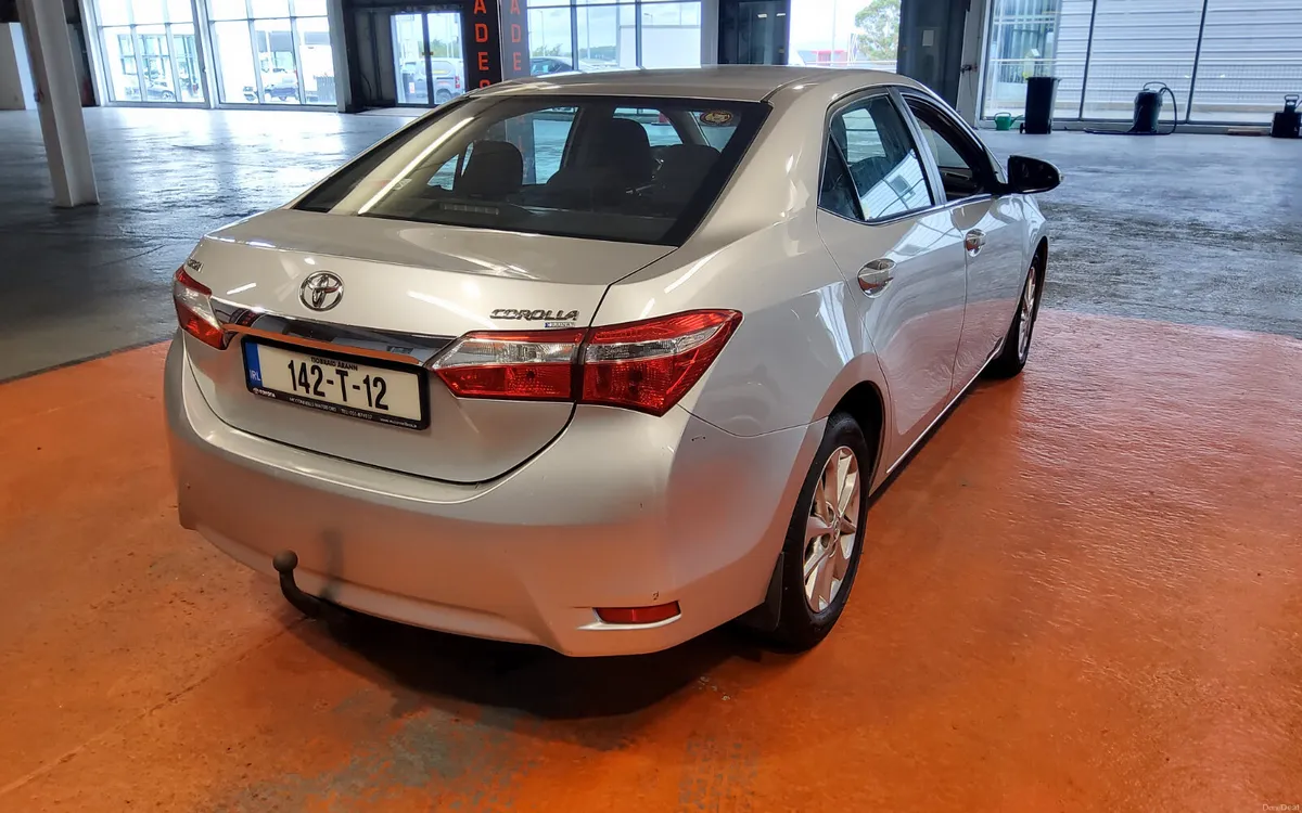 Toyota Corolla 2014 - Image 3