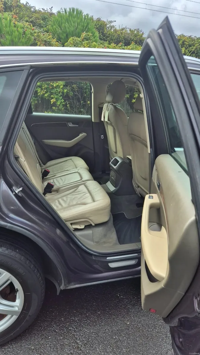 Audi Q5 2011 - Image 2