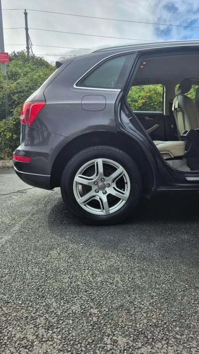 Audi Q5 2011 - Image 4